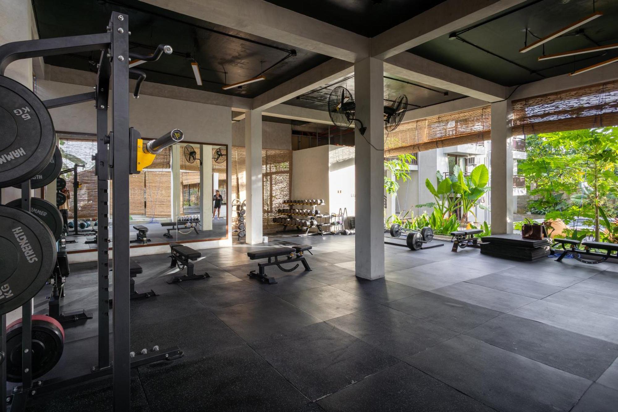 Asgard Resort & Mma Gym General Luna  Bagian luar foto